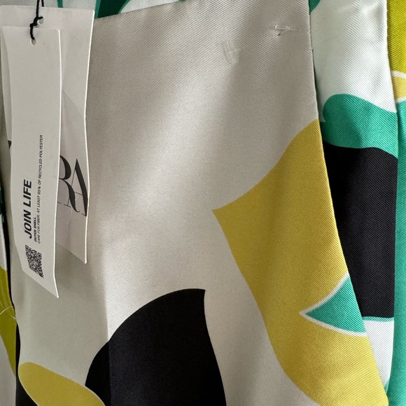 ZARA PRINTED GREEN AND WHITE TROUSER - Picture 5 of 5